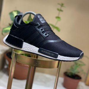 NMD R1